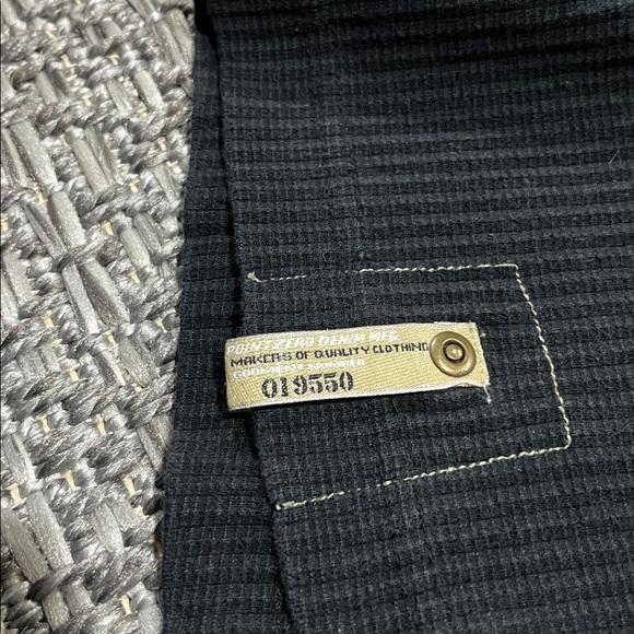 Point Zero | Men’s Black Ribbed Muscle Shirt - Picture 3 of 10